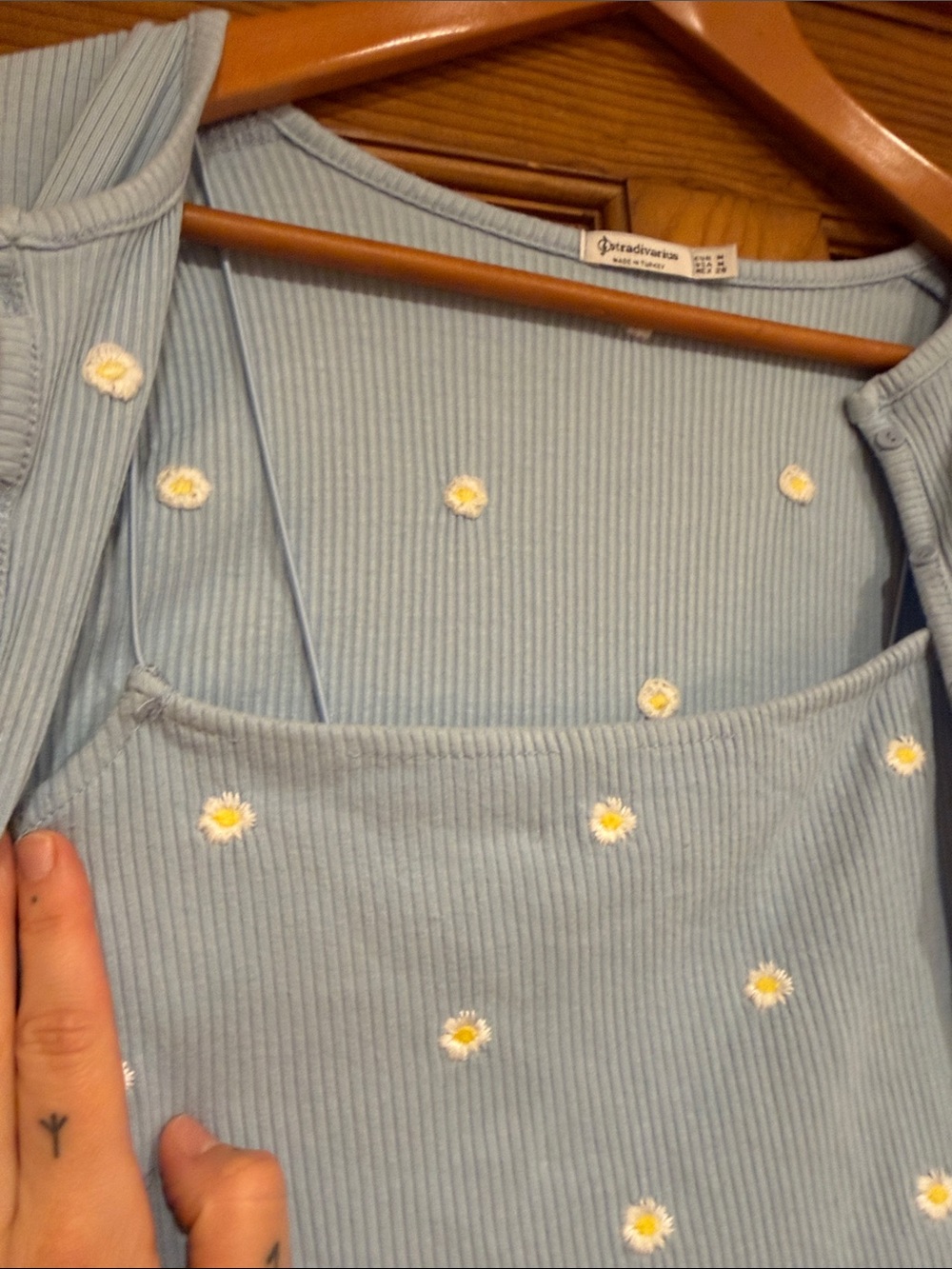 Light Blue Daisy Ribbed Tank & Cardigan Set - Picture 3 of 4